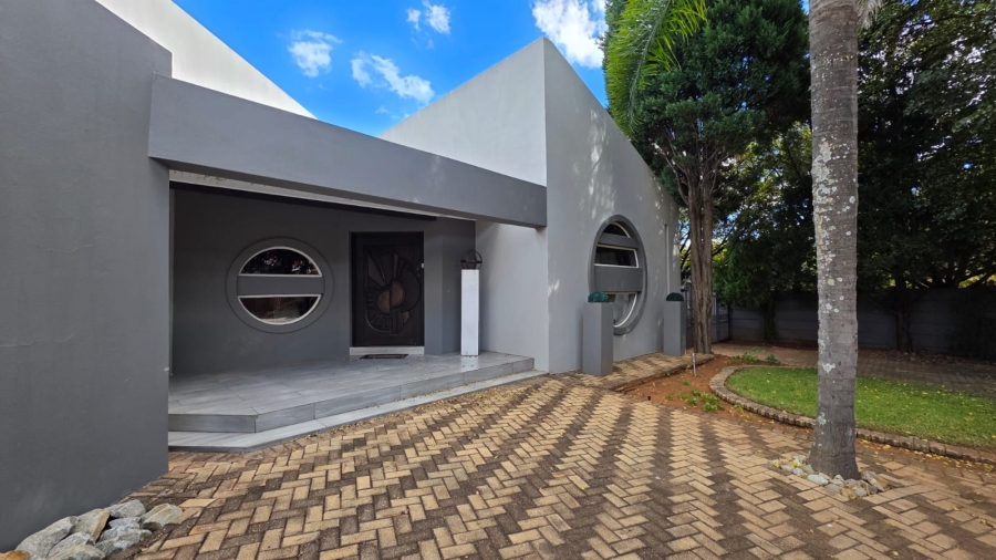 3 Bedroom Property for Sale in Wilkoppies North West
